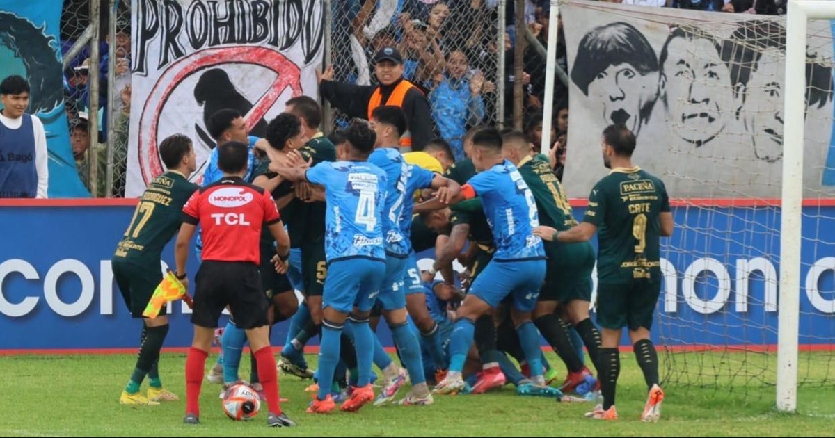 Godoy enfatiza aplicación estricta de la ley en el partido Blooming Bolívar