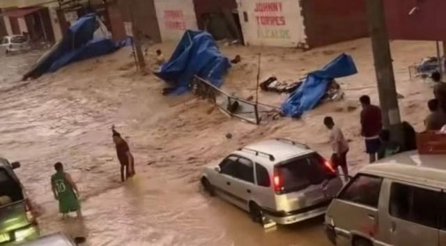 Vecinos de Avaroa y San Roque exigen solución a inundaciones recurrentes