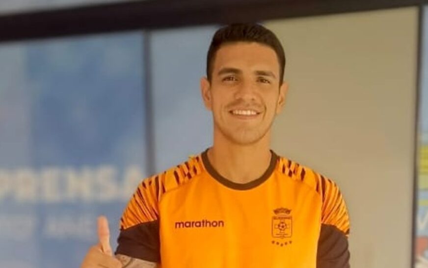 Richet Gómez cumple el sueño de ser convocado a La Verde para representar a Bolivia