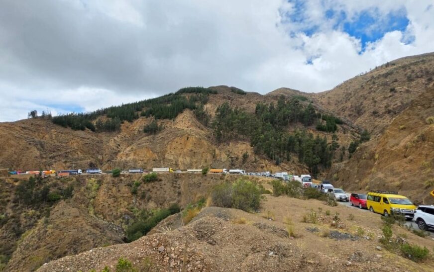 Restricción Vehicular en la Carretera Cochabamba Oruro por Obra por 120 Días