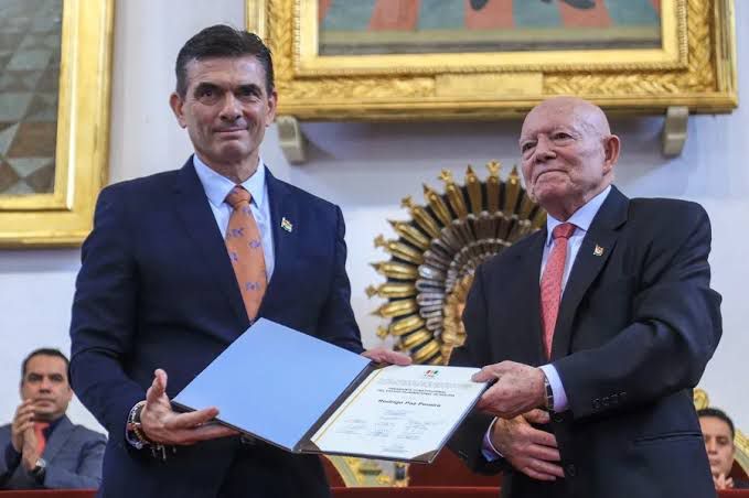 Paz y Lara reciben credenciales presidenciales Bolivia asume nueva dirección política