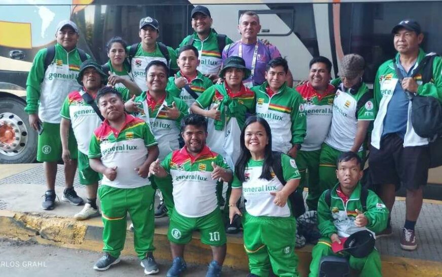 Ministerio de Salud y Deportes impulsa apoyo a selección boliviana de fútbol de talla baja