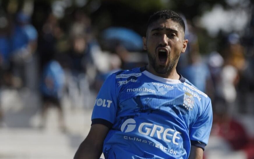 Blooming impulsa victoria ante Real Tomayapo en partido complementario