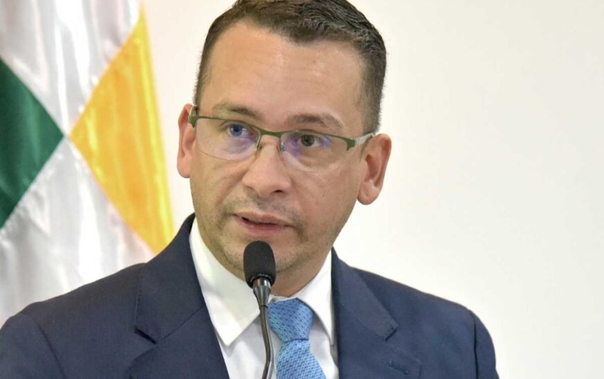Saucedo revela que autoprorrogados dejaron 20 000 causas pendientes en Bolivia