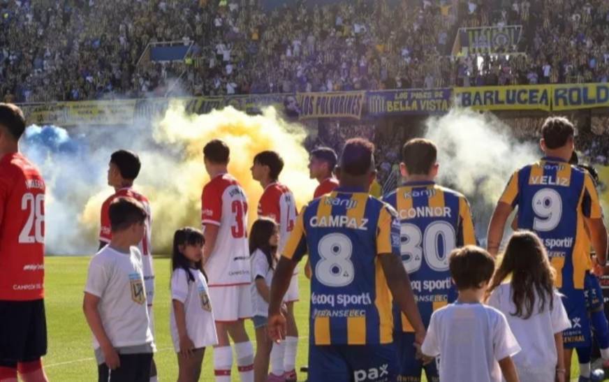 Futbolistas argentinos cuestionan a Estudiantes por ignorar homenaje a Central