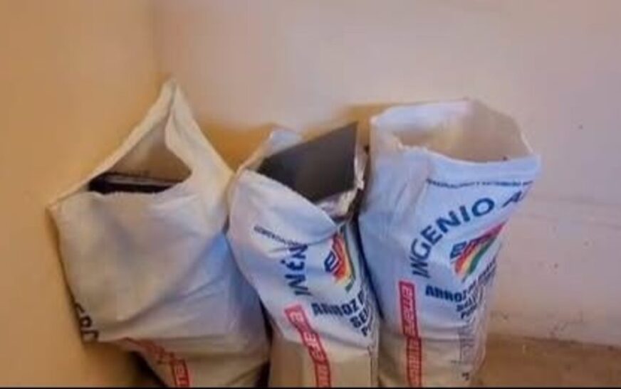 Fiscalía encuentra caja fuerte y documentos de Emapa en galpón de Ríos en Santa Cruz