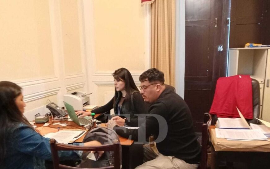 Comisión Mixta reinstala sesión y presenta informe sobre 83 impugnaciones electorales