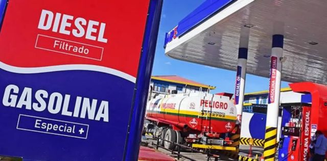 Transporte en Bolivia debate revisión de subvención y alerta impacto en tarifas