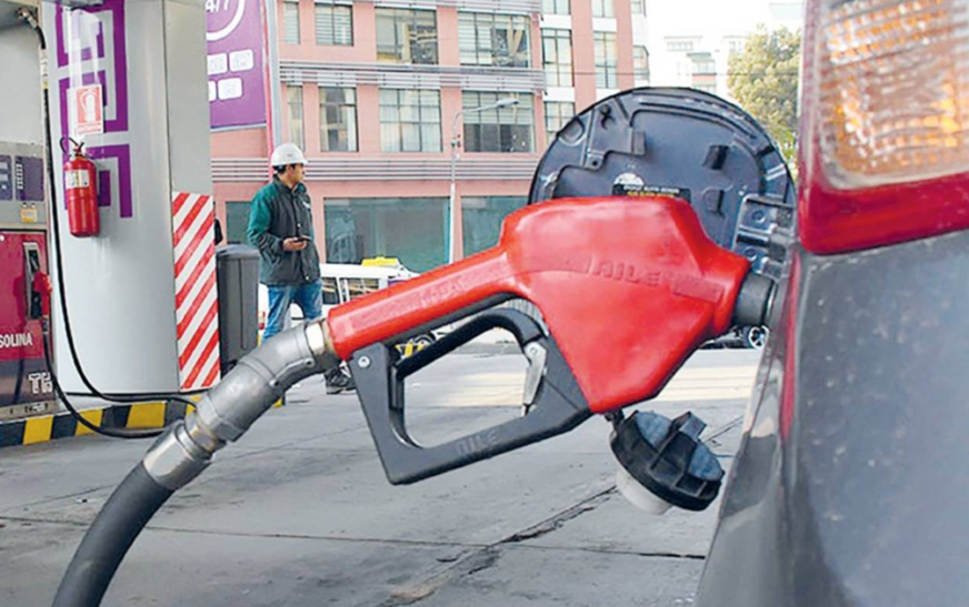 Gobierno impulsa nuevo modelo de abastecimiento de combustibles en Bolivia