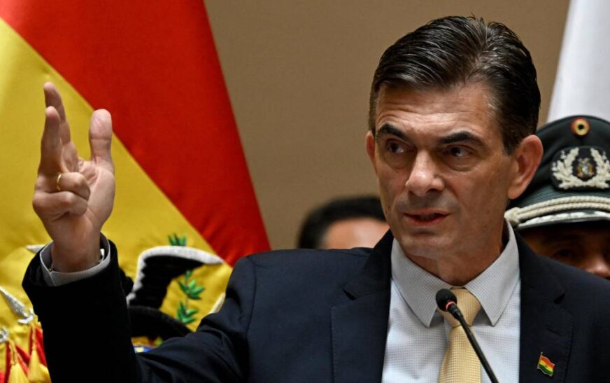 Diputada Villegas advierte que presidente Paz debe viajar para atraer inversiones a Bolivia