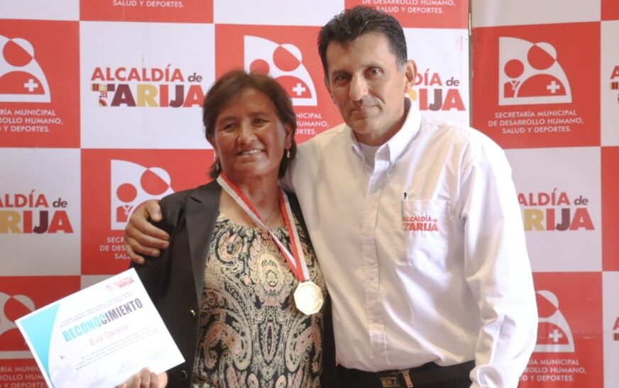 Municipal de Atletismo premia a entrenadora Gareca y a sus atletas en La Paz