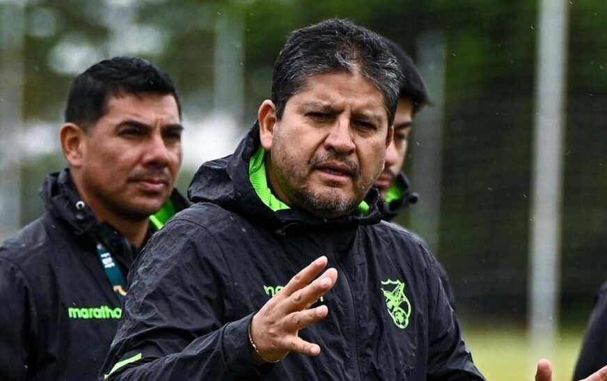 Villegas anuncia lista de 23 jugadores para el repechaje intercontinental en Bolivia
