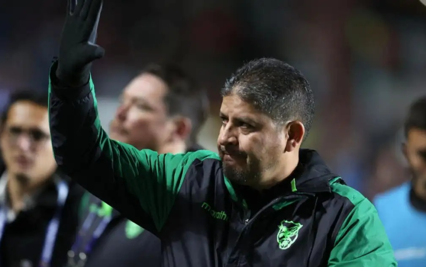 Villegas revela qué delantero impulsa la selección de Bolivia para el Mundial