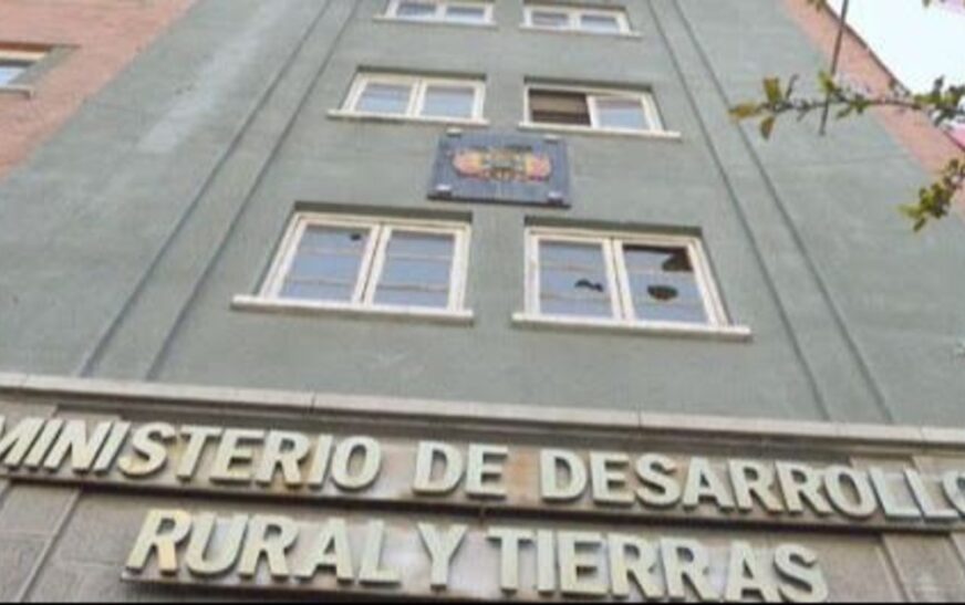 Tres ministerios en Bolivia confirman deudas superiores a cien millones de bolivianos