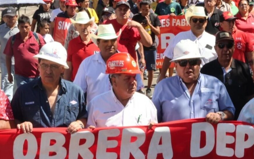 Denuncian a dirigentes de YPFB por impulsar protestas contra fin de subvención en Bolivia