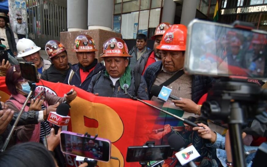 Tribunal de Santa Cruz admite acción popular contra el Decreto Supremo 5503