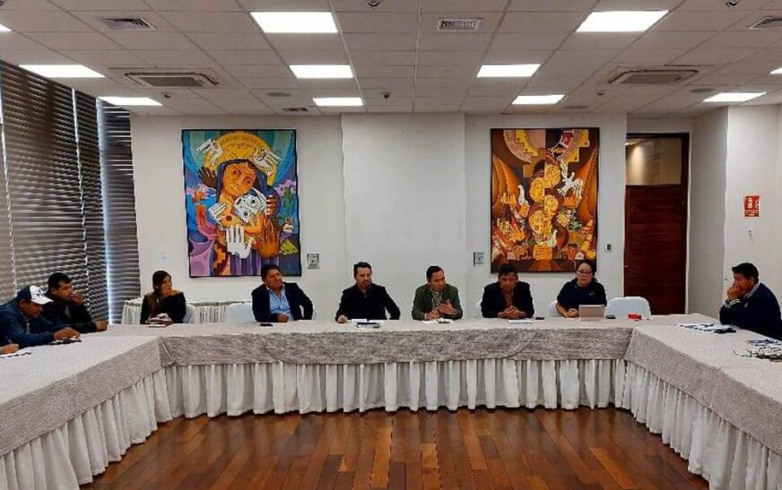 Municipios de Bolivia declaran emergencia por restricción del 80 por ciento en presupuesto 2026