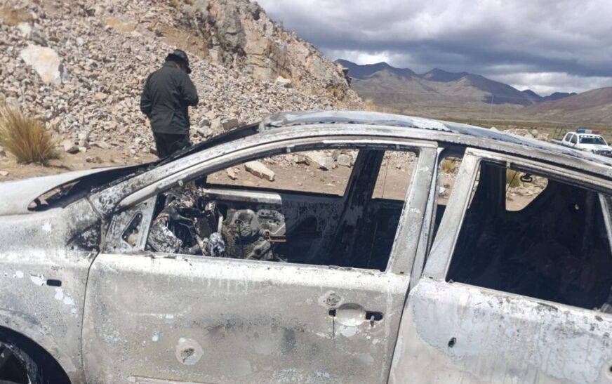 Policía de Oruro identifica a dos chilenos asesinados en Challapata