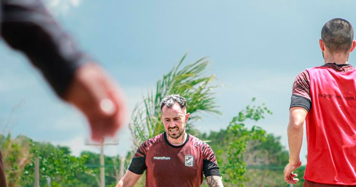 Oriente confirma la salida del técnico Amaral y busca nuevo entrenador