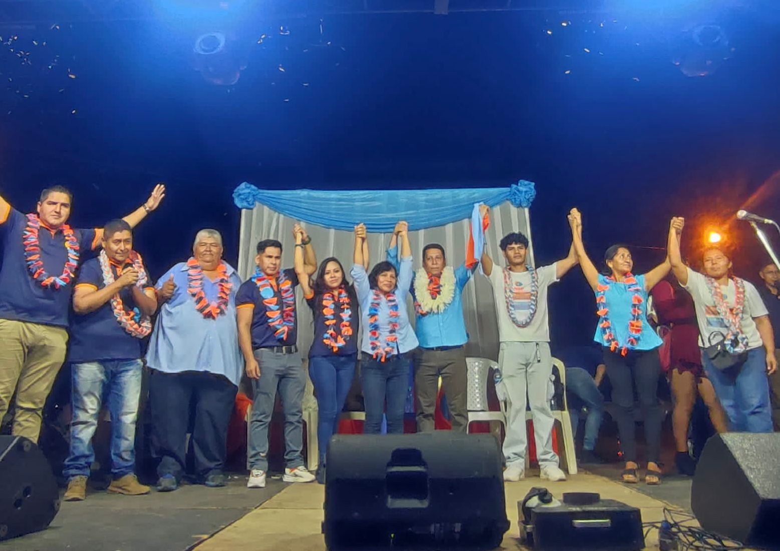 Never Antelo cuestiona a exgobernadores por crisis y anuncia renovación en Santa Cruz