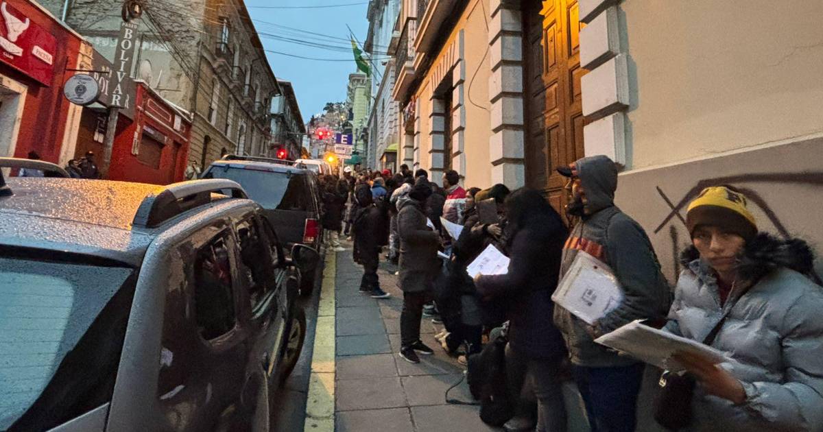 Sereci de La Paz confirma retorno de filas en sus oficinas desde este lunes