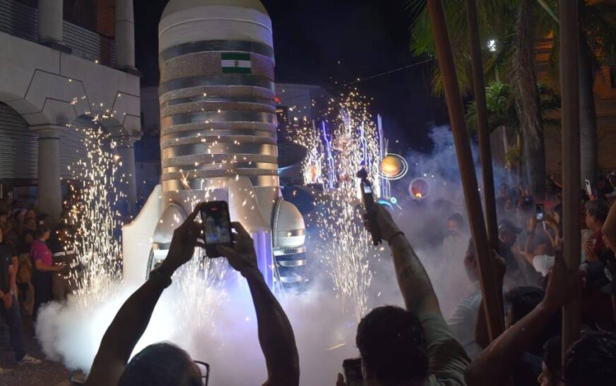 La cuarta precarnavalera en Santa Cruz revela las mejores imágenes del evento