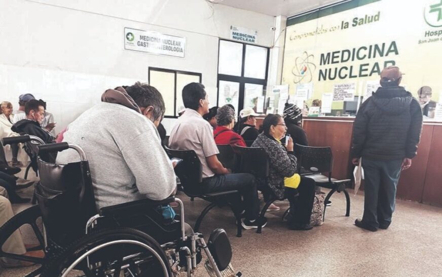 Candidatos en Bolivia revelan coincidencias y vacíos en discurso sobre salud en paro