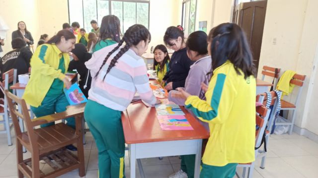 Gobierno anuncia nueva norma educativa tras fin de la Ley Avelino Siñani