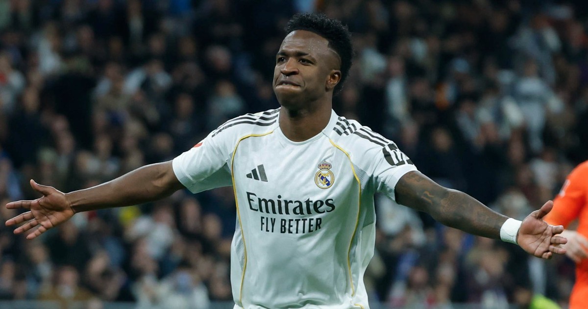 Vinícius lidera al Real Madrid y lo impulsa a liderato tras goleada a Real Sociedad