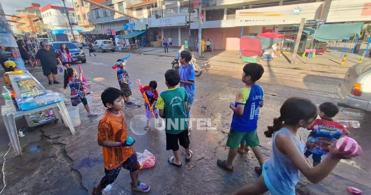 Barrios de Santa Cruz viven el Carnaval de Calle con actividades culturales y sociales