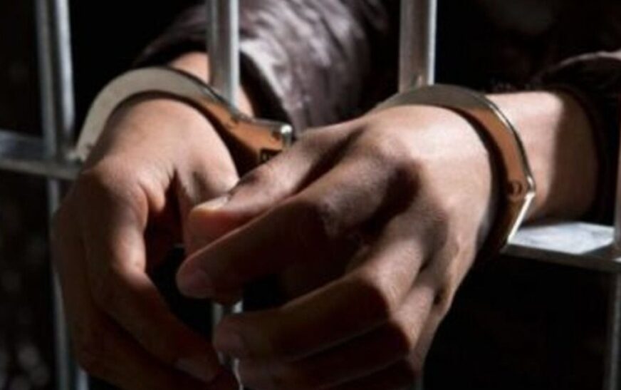 Hombre en Cochabamba dispara a su esposa y la deja en terapia intensiva