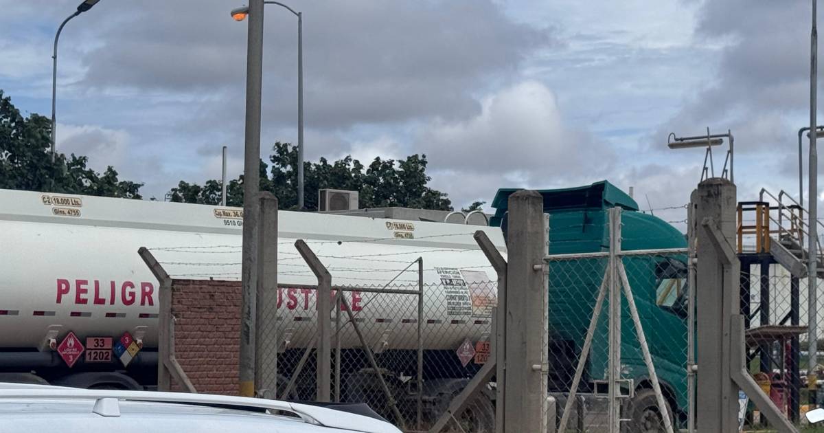 YPFB explica a la ANH este jueves retraso en ingreso de cisternas a Palmasola