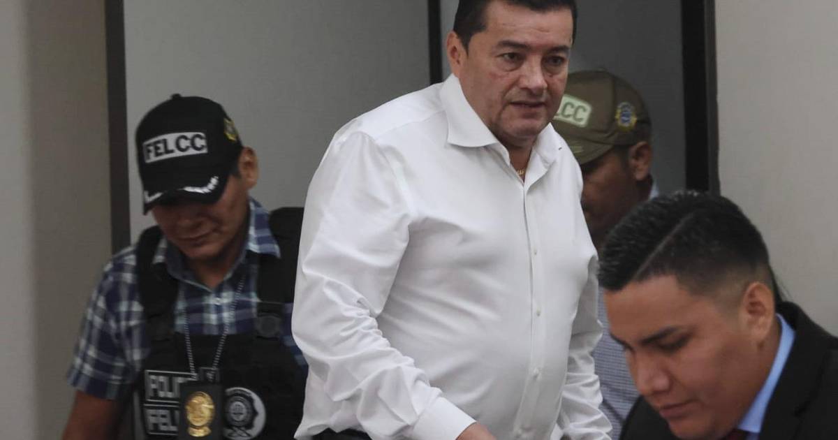 Jhonny pasa primera noche en Palmasola y advierten disputa por alcaldía en Santa Cruz