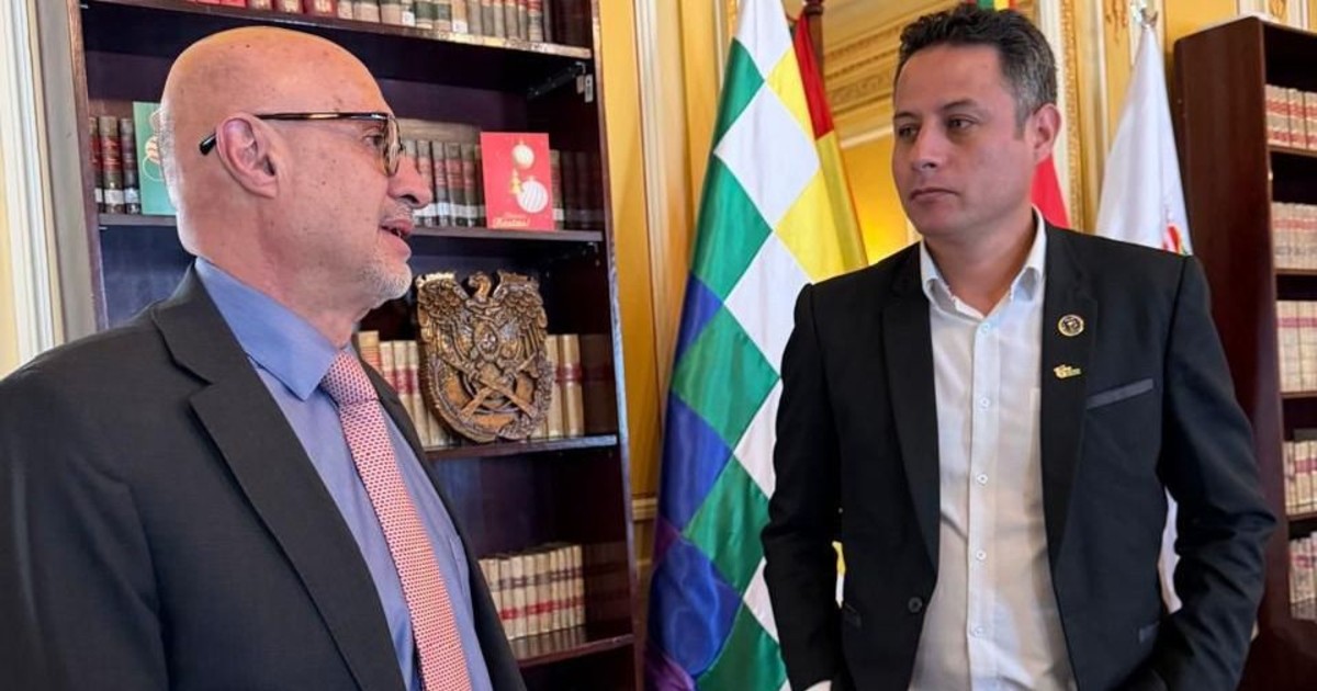 Lupo anuncia coordinación directa y menos burocracia tras reunión con Lara en La Paz