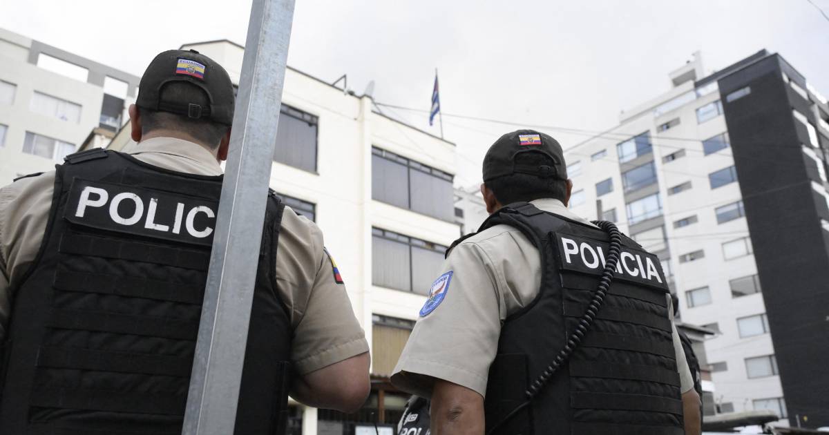 Ecuador expulsa al embajador de Cuba y a toda la misión diplomática en Quito