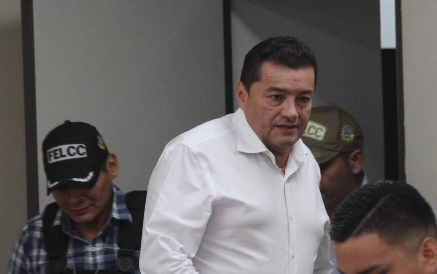 Autoridades confirman ingreso de personal municipal a Palmasola para entregar documentos a Jhonny