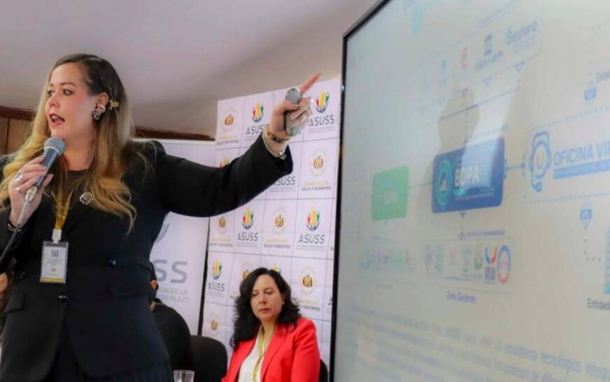 Exdirectora sanitaria de La Paz rechaza acusaciones y anuncia demanda contra ministra de Salud