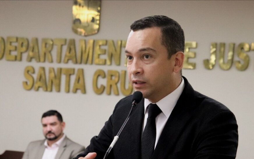 Saucedo presenta en Legislativo paquete de leyes para transformar la justicia boliviana