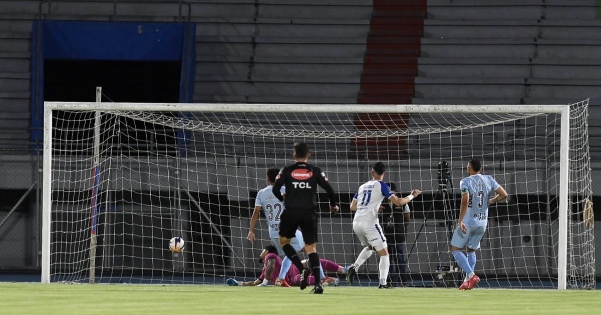 GV San José gana en Santa Cruz y avanza a semifinales contra Blooming