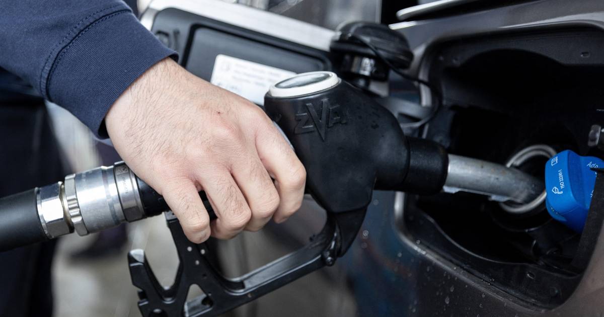 Gobierno de Chile anuncia alzas históricas en precios de combustibles por guerra