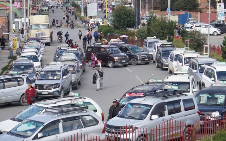 YPFB convoca a transporte libre de La Paz tras anuncio de paro indefinido