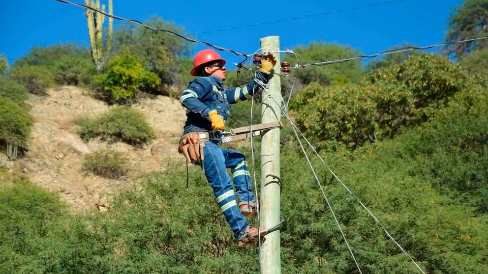 Comunidades de Méndez piden a ENDE concretar proyecto de electrificación