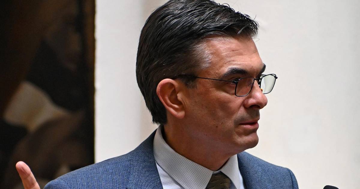 Gobierno de La Paz emite decreto que ajusta precios en construcción pública