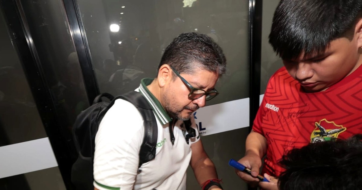 Óscar Villegas defiende el proceso y proyecta futuro en la selección boliviana