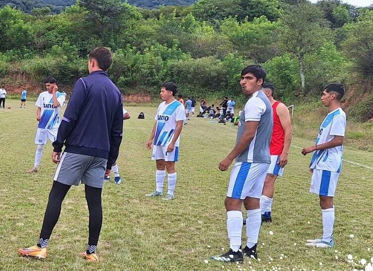 Atlético Entre Ríos cierra entrenamientos y debuta ante el campeón Municipal