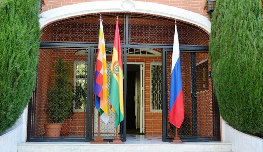 Rusia niega vínculos con red de desinformación en Bolivia