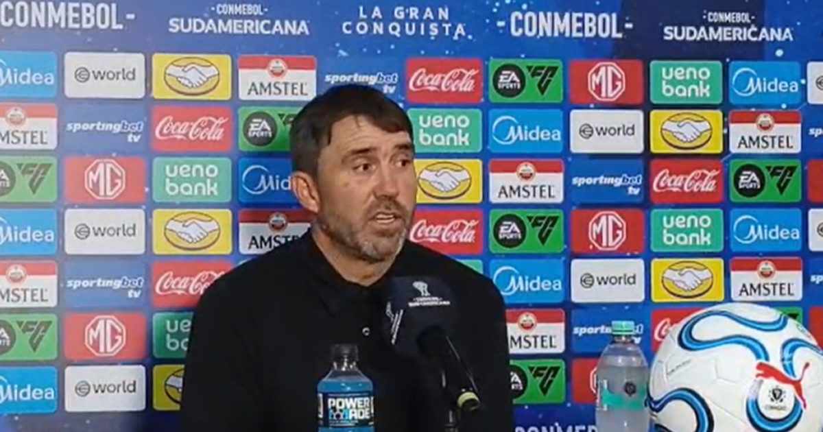 Coudet critica la expulsión temprana de Martínez Quarta en River Plate