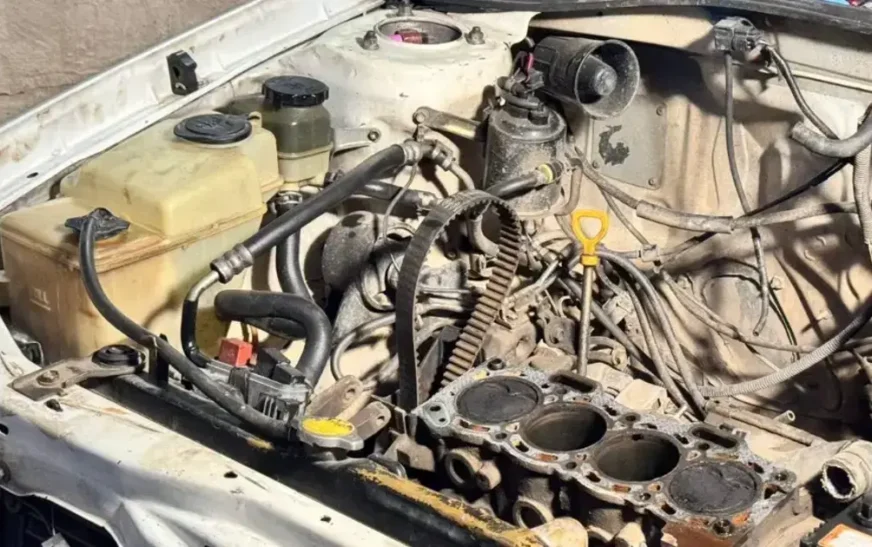 Comerciantes en Cochabamba reportan alza del 25% en repuestos de motor