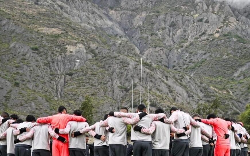 Aurora recibe a Always Ready sin Pablo López por suspensión