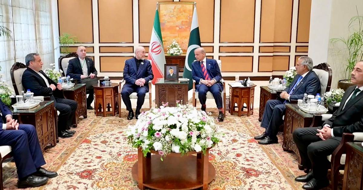 Irán y EE.UU. concluyen primera fase de negociaciones en Islamabad